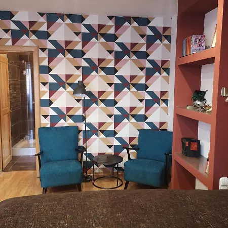 Hotello Apartmanhaz Es Panzio Zalaegerszeg