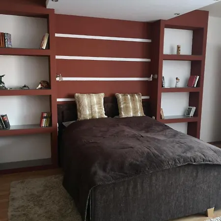 Hotello Apartmanhaz Es Panzio Apartment *