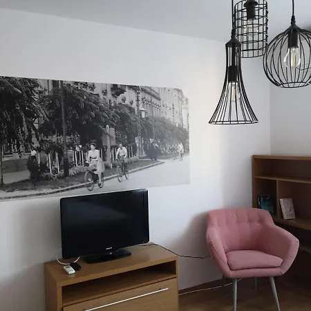 Apartment Hotello Apartmanhaz Es Panzio *